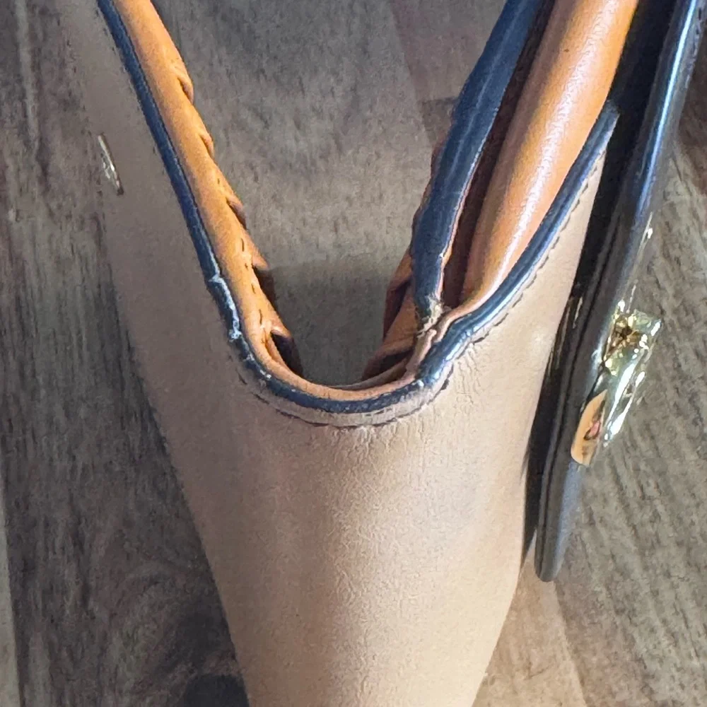 Salvatore Ferragamo Brown leather compact wallet see pictures - Picture 15 of 16